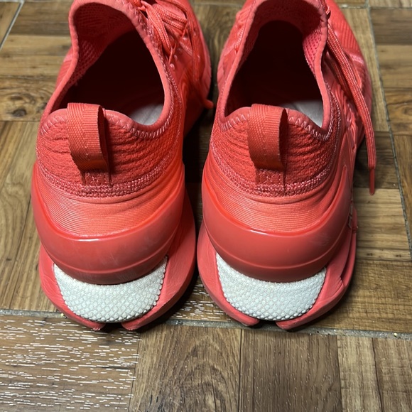 Under Armour HOVR Bluetooth Sneakers - Picture 5 of 10